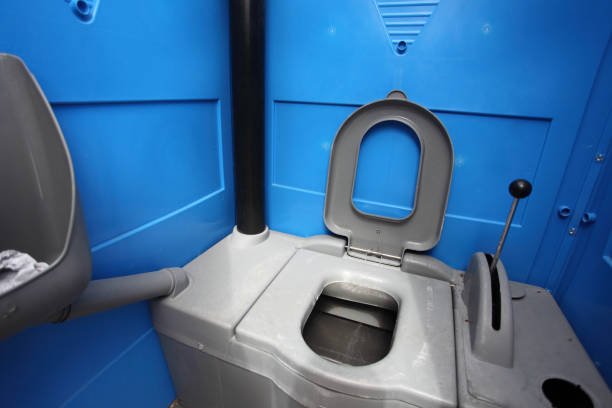 Types of Portable Toilets We Offer in Ivanhoe, TX